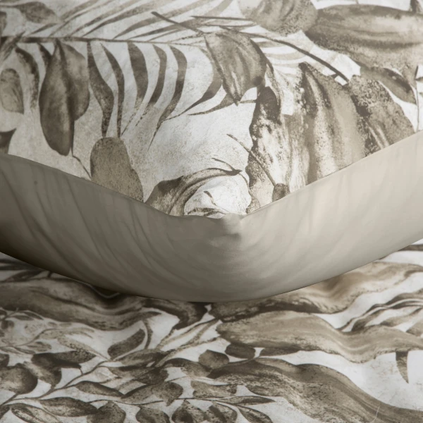 f4b1ed64ff305b0177b53a2000860ab3.webp 35dcd2d7ae5b190de0d75463c3fc6080
